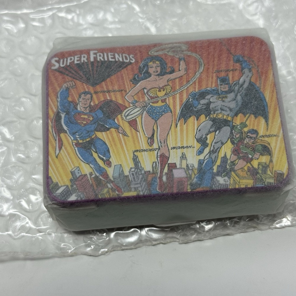 New 2000 Hallmark Keepsake Ornament Super Friends lunch box and thermos set - Picture 3 of 4